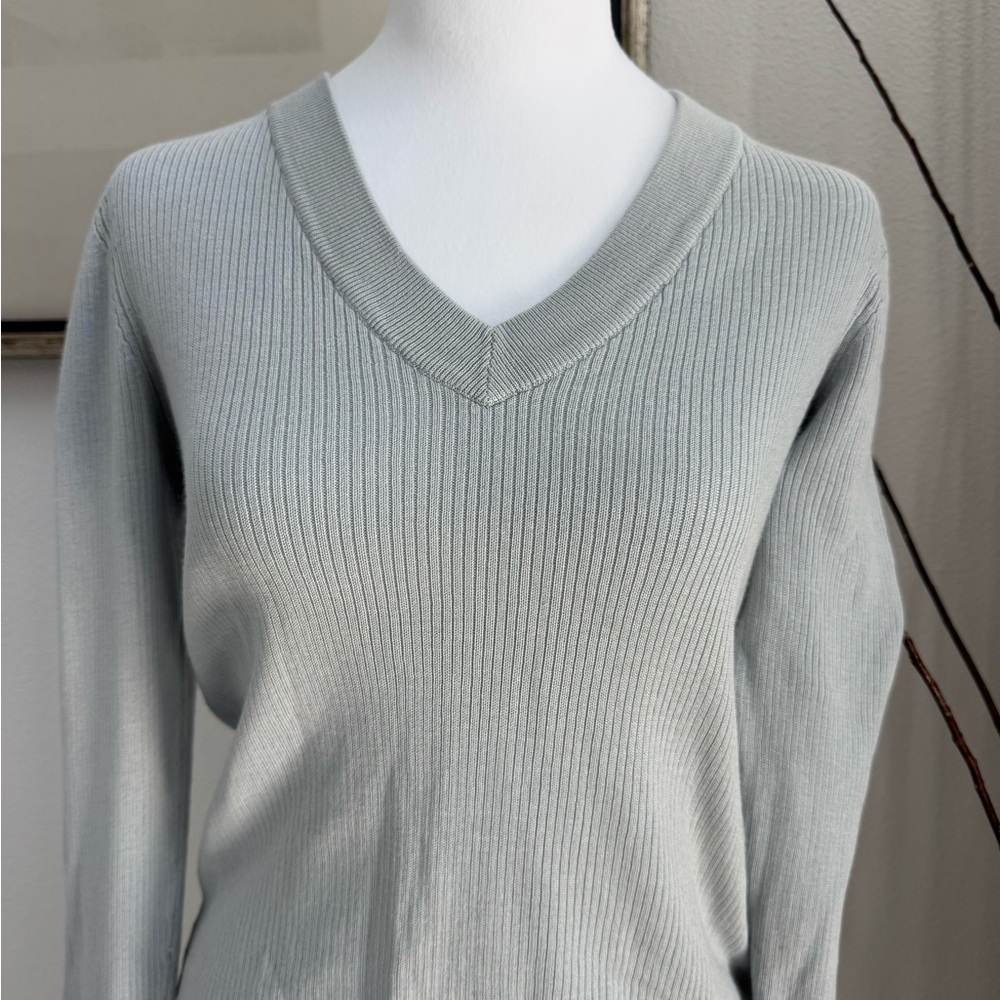 Banana Republic Gray Ribbed Knit Sweater